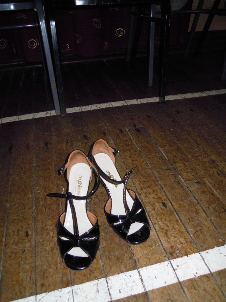 tango shoes