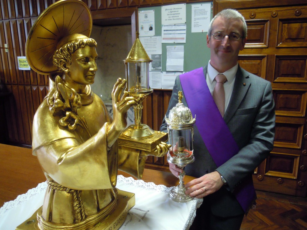 The author with the two reliquaries in the sacristy