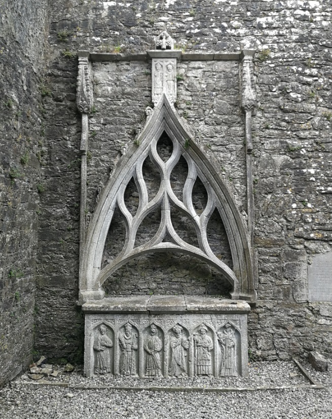 Kilconnell tomb